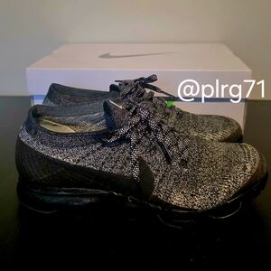Nike Black and Gray Knit Sneakers